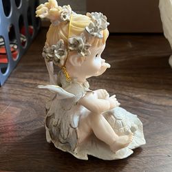 Vendora collectible figurine