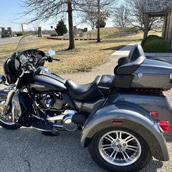 2021 Tri Glide  Ultra For Sale