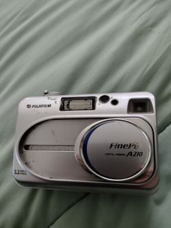 Fujifilm FinePix A210 digital camera