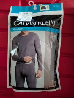 Calvin Klein Long Sleeve Crew Neck - Gray - Adult Small