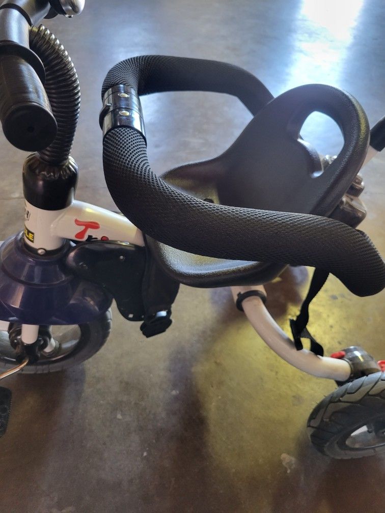 kids tricycle