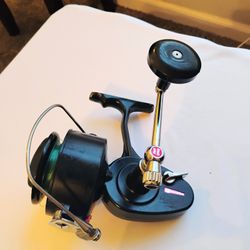 Garcia Mitchell 486 Fishing Reel 