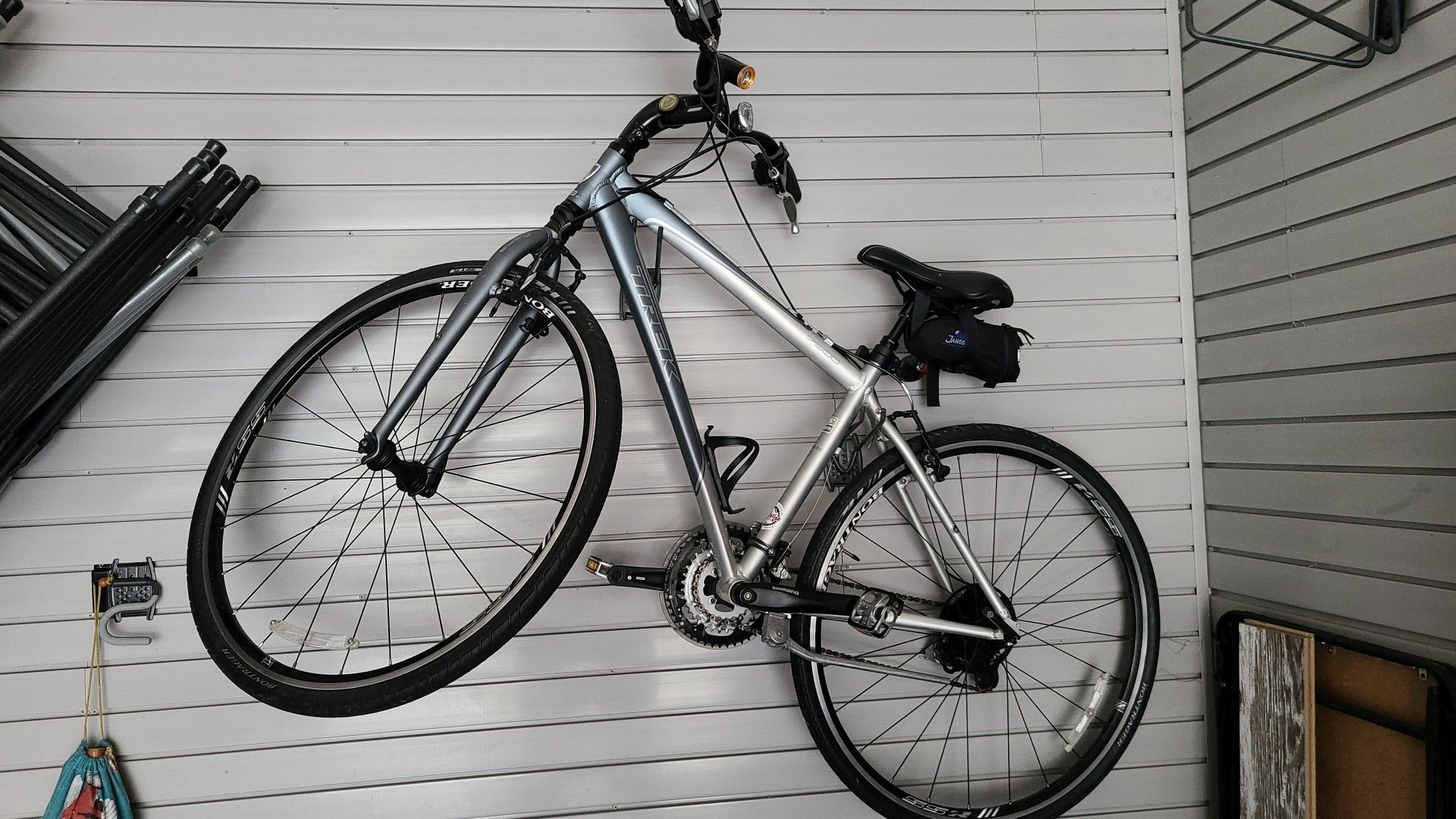 Trek 7500 bicycle