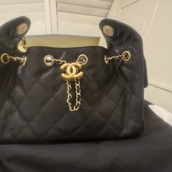 Chanel drawstring bucket bag 25