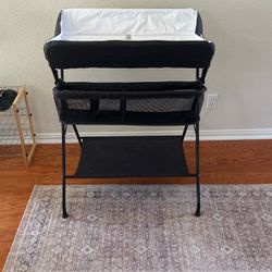 Infans Changing Table 