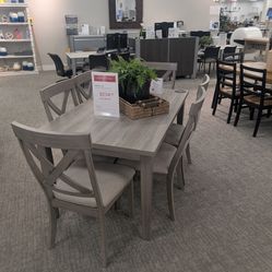 Dining Table with 6 chairs