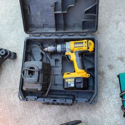 Dewalt Drill 14.4v