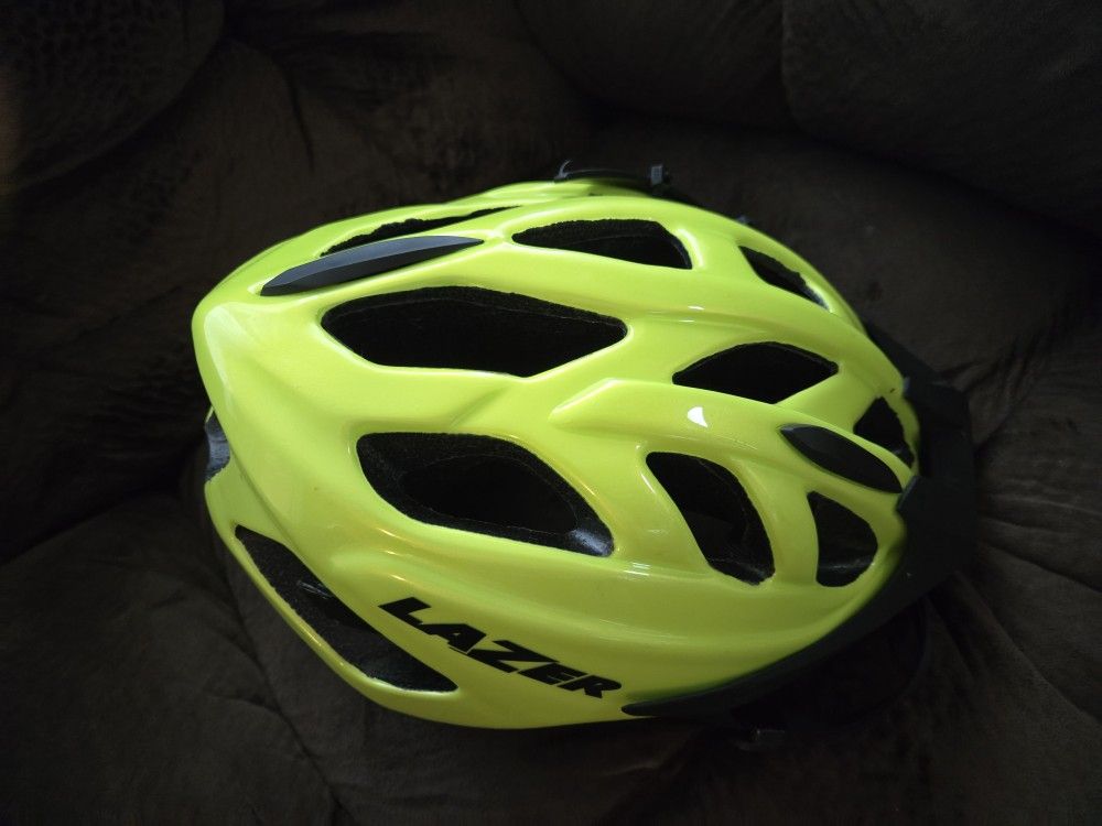 Adult Size LAZER Bike Helmet