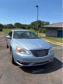 2013 Chrysler 200