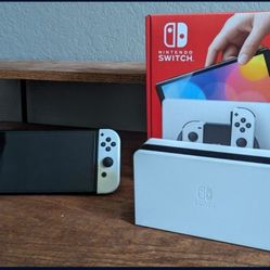 White Nintendo Switch OLED 