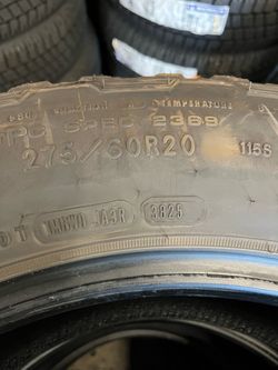 275/60R20 115S All-Season Tire