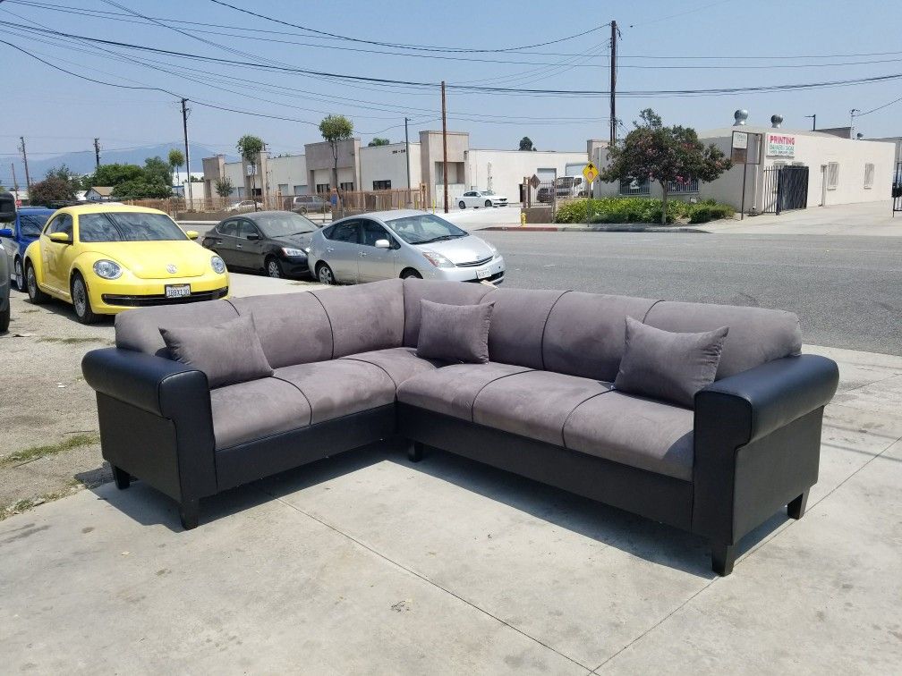 NEW 7X9FT CHARCOAL MICROFIBER COMBO SECTIONAL COUCHES