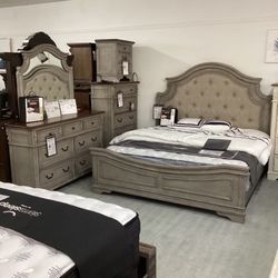Lodenbay 4pc Queen Panel Bedroom Set
