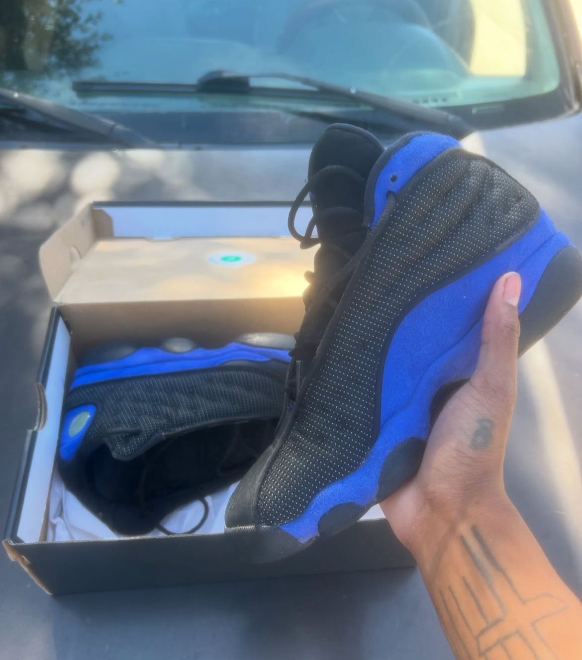 Air Jordan 13 Retro “Hyper Royal” Size 7Y