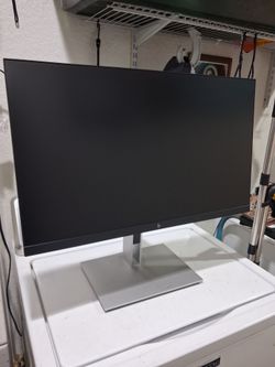 HP E27q G4 ( HSD - 0058 -Q ) 27- inch Monitor. 

2560x 1440 pixels QHD resolution 
aspect ratio  16:9
IPS panel
contrast ratio:  1000:1

HDMI, DVI, VG