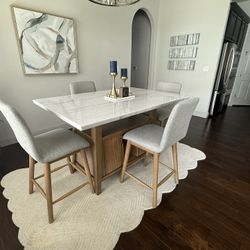 Modern Dining Room Table 