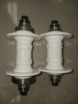 Front and rear hub, Profile track hub 32H white