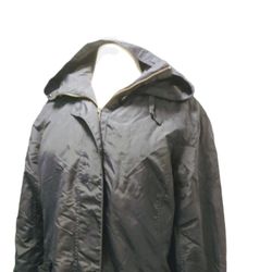 Lands End Jacket Size L 14 - 16 Navy Blue Squall Raincoat Hooded anorak . Condition is Pre-owned. Shipped with USPS Priority Mail. Dimensions: pit-pit