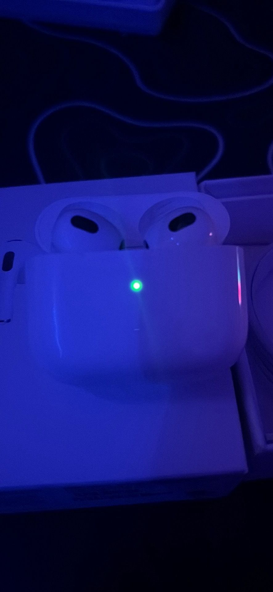 AirPods Gen 3