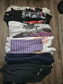 Lot of womens size s/xs clothes