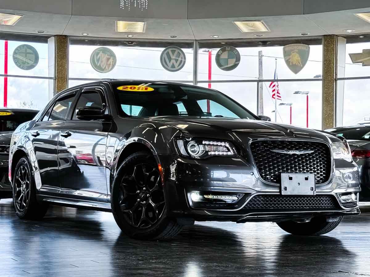 2021 Chrysler 300