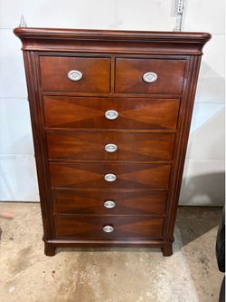 Collezione Europa tall dresser