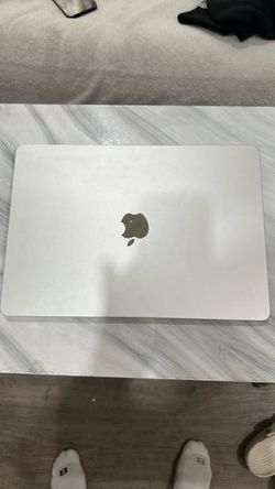 Apple MacBook Air  Laptop Silver 15in