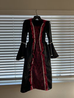 Size 10/12 Girls Vampire Costume Dress