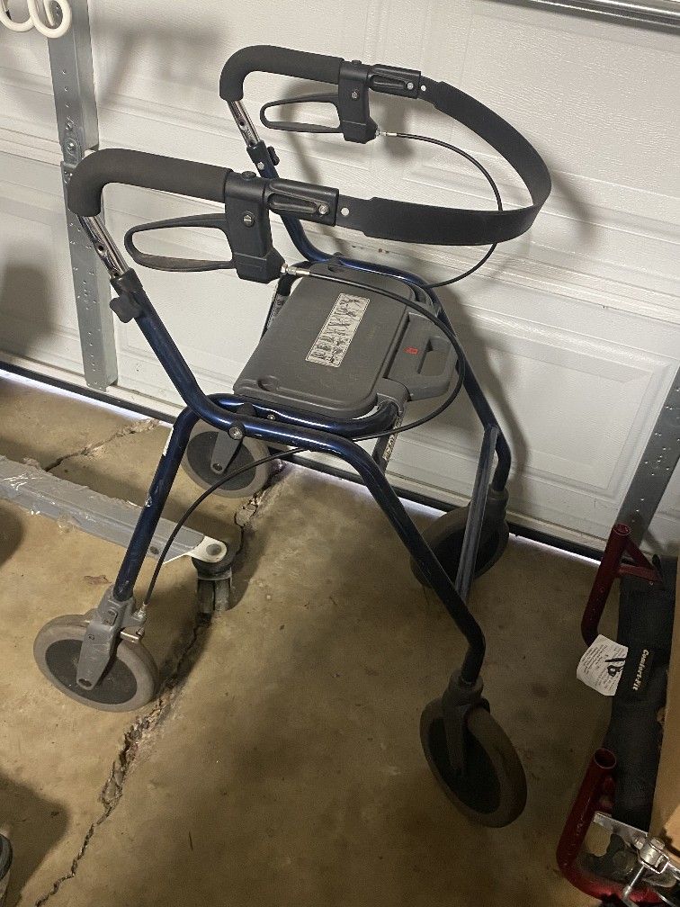 Medium Walker