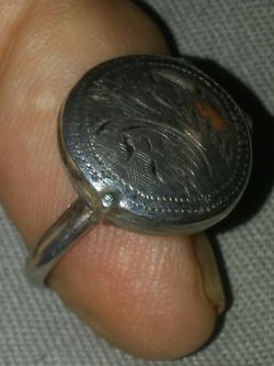 Sterling silver ring very old