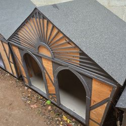 Large Dog House (Ready)