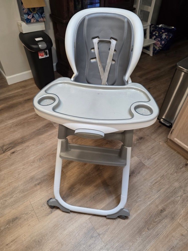 InGenuity SmartClean Trio Elite 3-in-1 High Chair