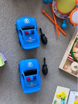 Toy vehicles
