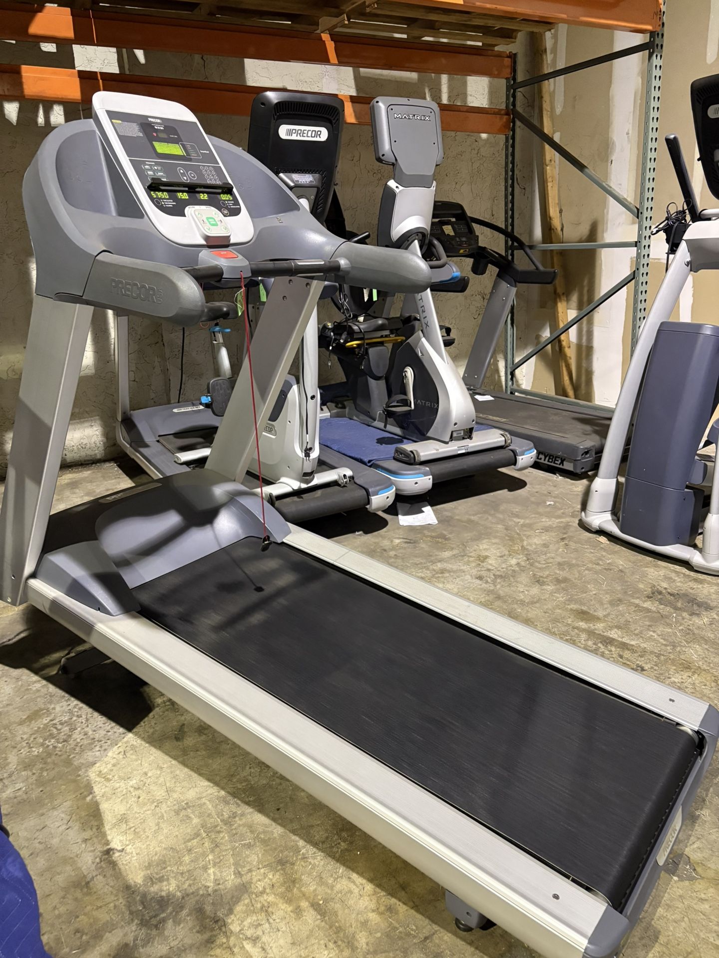 Precor 9.32i Commercial Treadmill