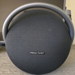 Harman Kardon Onyx Studi 7