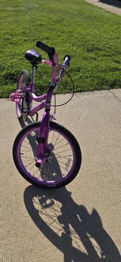 Kent 2 Cool BMX girl's bike with 20-inch wheels.