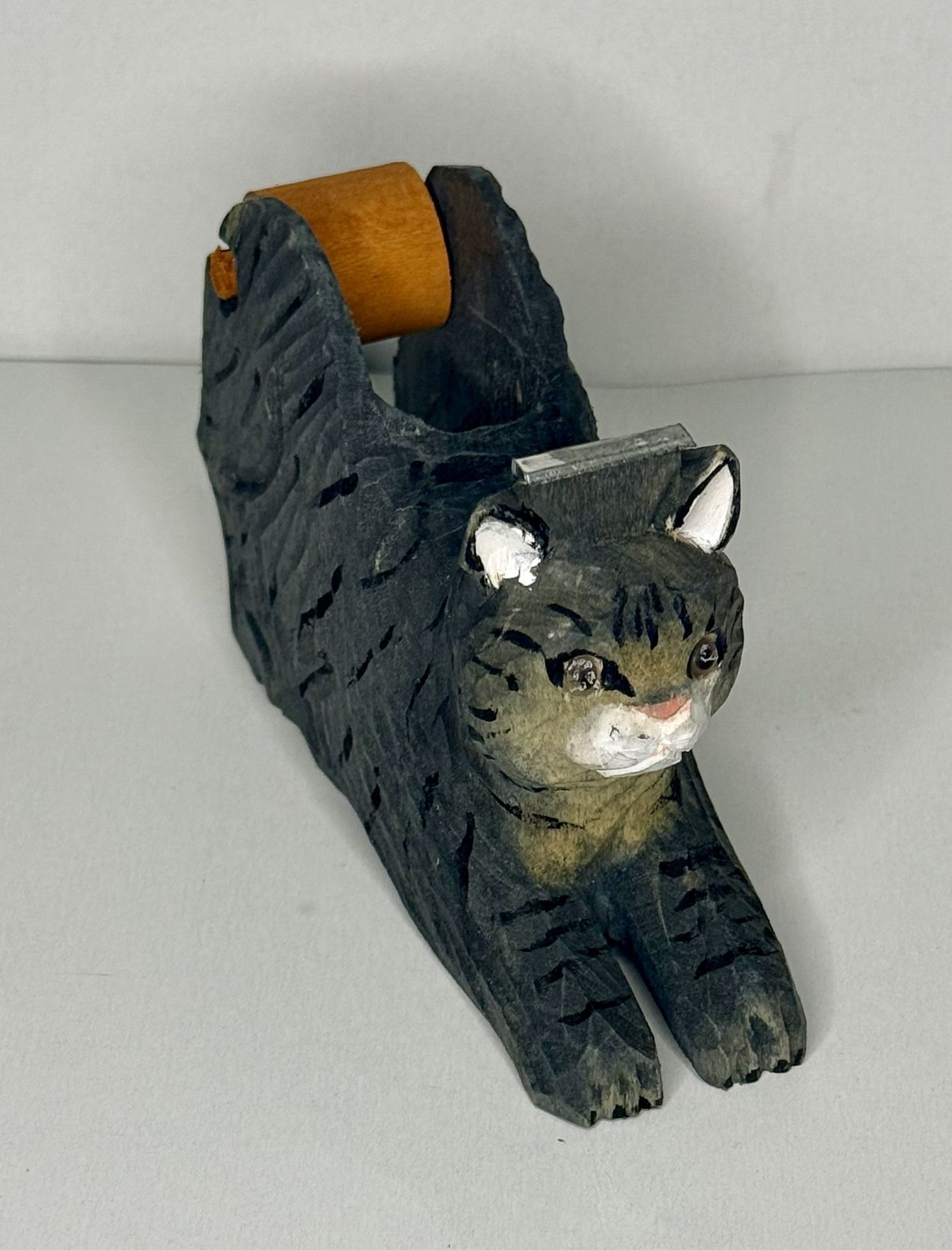 HAND CARVED WOODEN CAT TAPE DISPENSER HAND PAINTED (NEW)