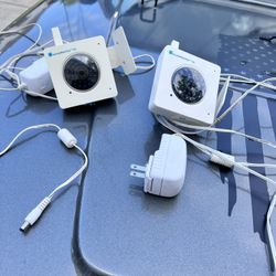 2 Wi-Fi Cameras 