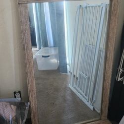 VINTAGE MIRROR 