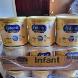 ENFAMIL NUERO PRO 
7.2 OUNCE CANS 
18 CANS AVAILABLE FOR $220 CASH
 ALL BRAND NEW & SEALED
DELIVERY IS AVAILABLE 