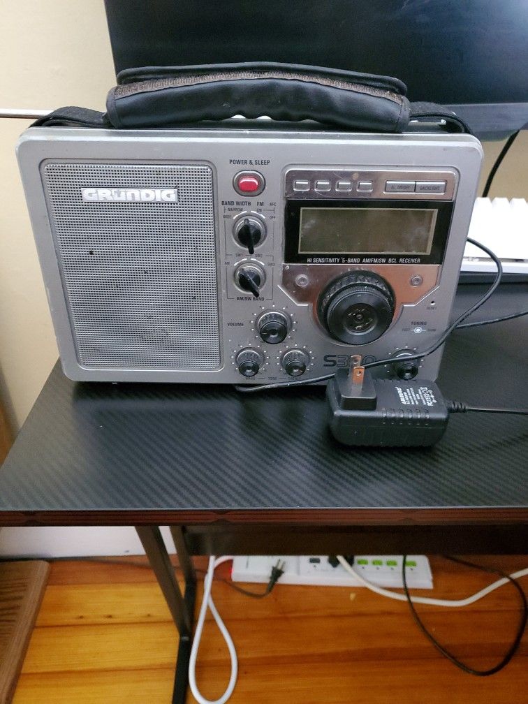 Grundig Am/fm/sw Radio