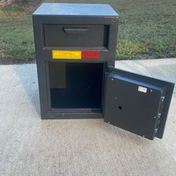 Commercial Grade Money Safe 