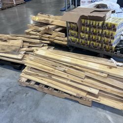 Wood.     2x4s. 1x4s.    Lots.    Needs To Be Gone By 10 Tonight 