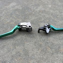 Folding Clutch And Brake Levers For Kawasaki Motorcycle