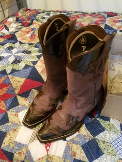 Ariat Womens Boots, Size 6.5
