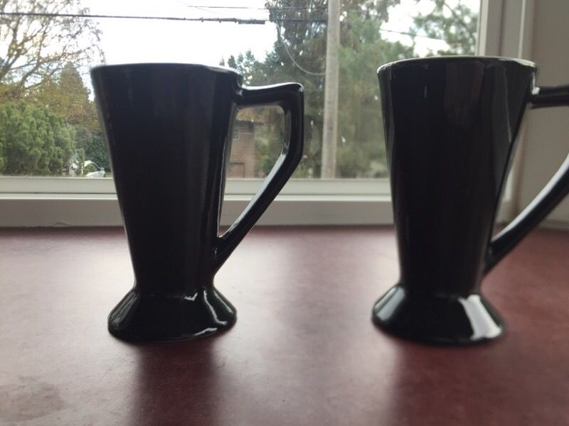 Twin Peaks Double "R" Diner Chefsware coffee mugs