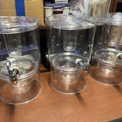 Clear Beverage / Juice Dispensers w/ Spigots – Set of 3 (Party & Events)