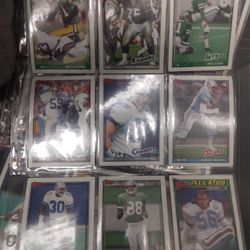 Baseball & NFL &basketball  Cards With Signatures On Some Got Couple Upperdeck Cards But Great Condition Will Trade Depends 