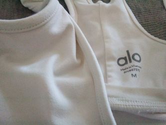 Alo yoga shirt