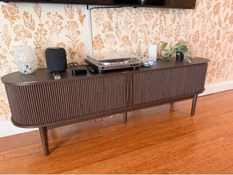 📺 Modern Fluted TV Stand / Media Console – Dark Walnut – $150